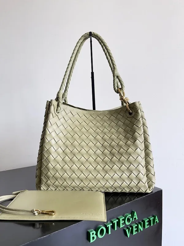 All categories 💚 Authentic bags 💚 BV 2025 new BV armpit bag